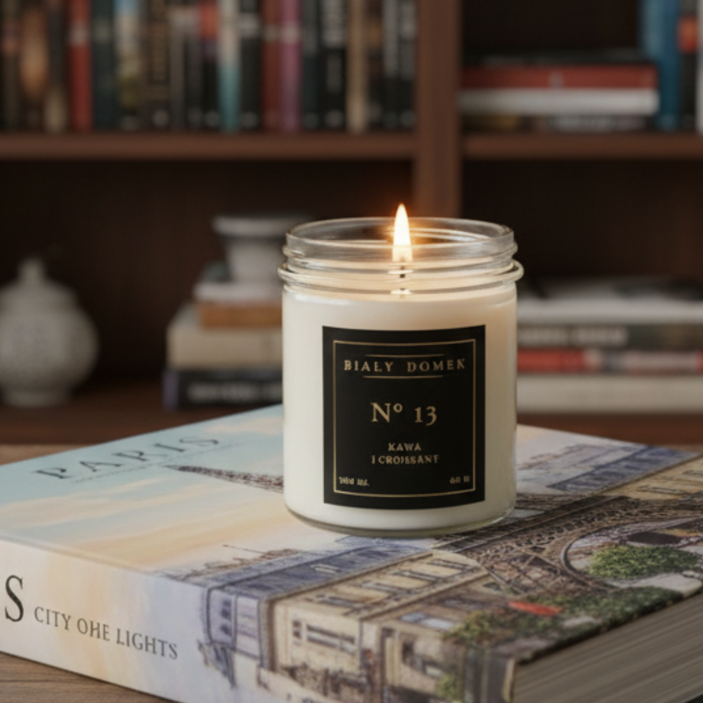 Kawa i croissant - świeca sojowa